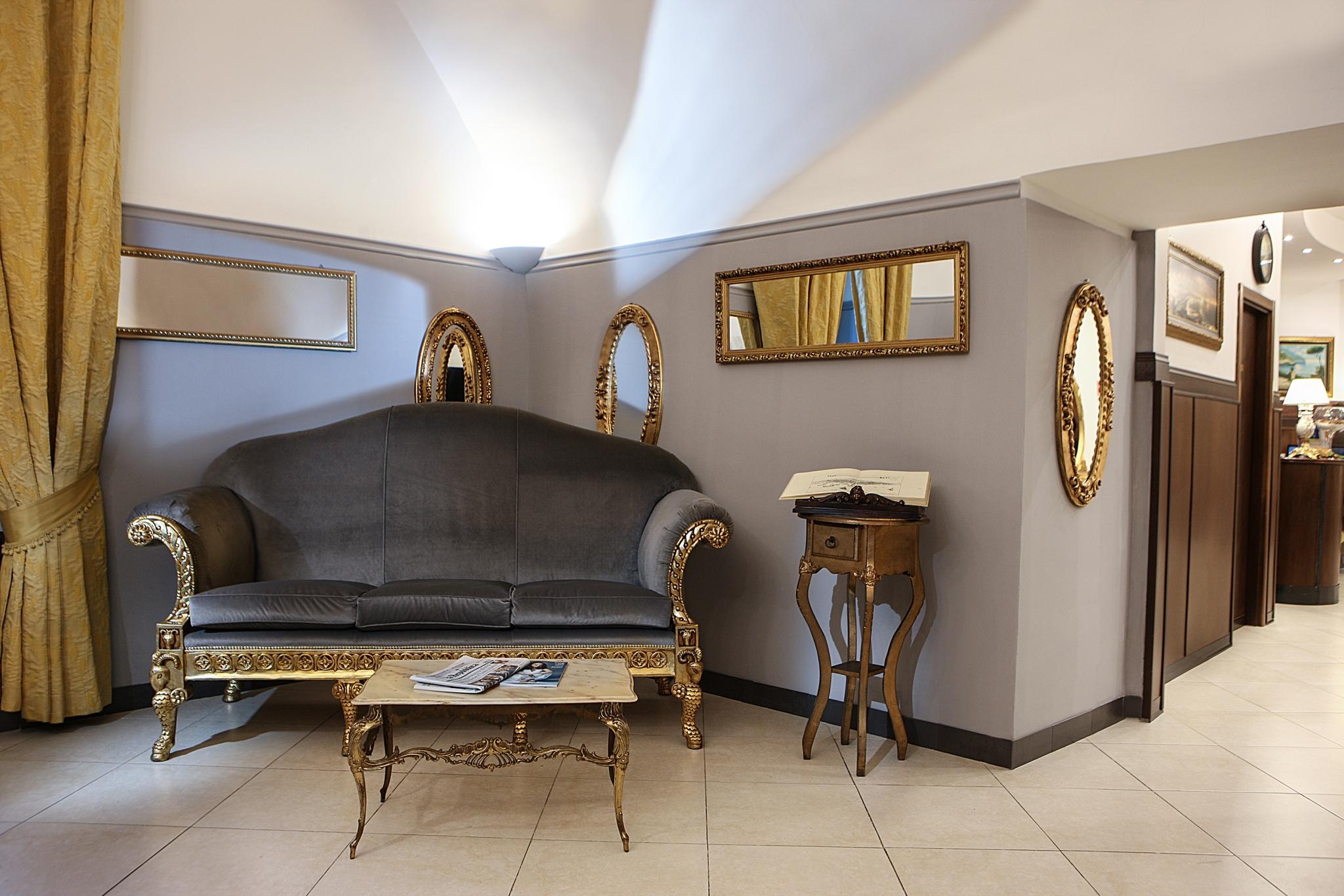 Grand Hotel Capodimonte Napoli Bagian luar foto