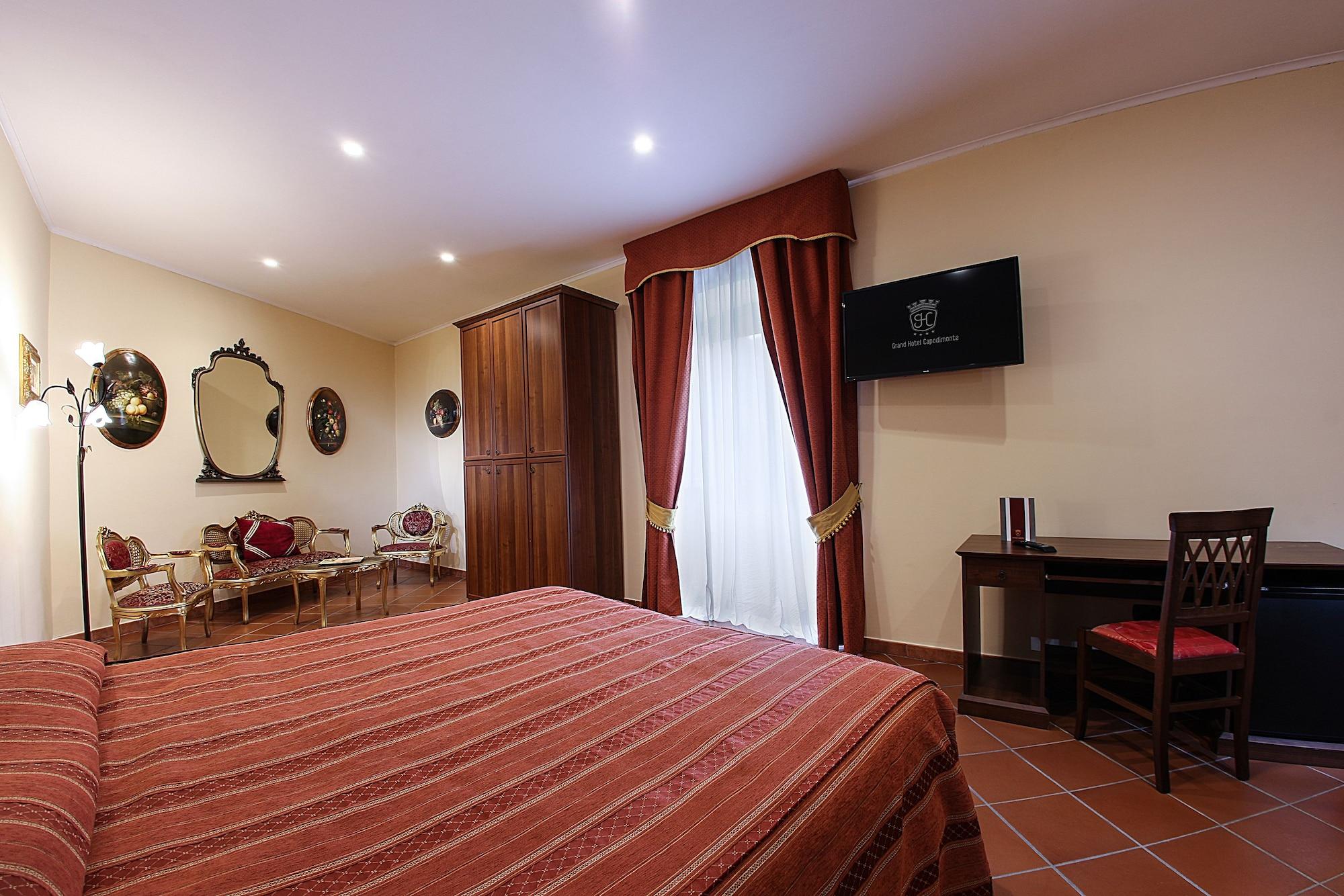 Grand Hotel Capodimonte Napoli Bagian luar foto