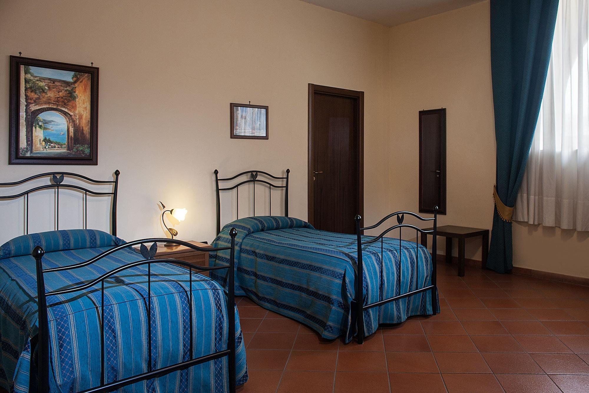 Grand Hotel Capodimonte Napoli Bagian luar foto
