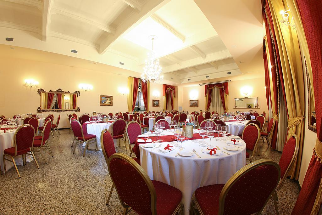 Grand Hotel Capodimonte Napoli Bagian luar foto
