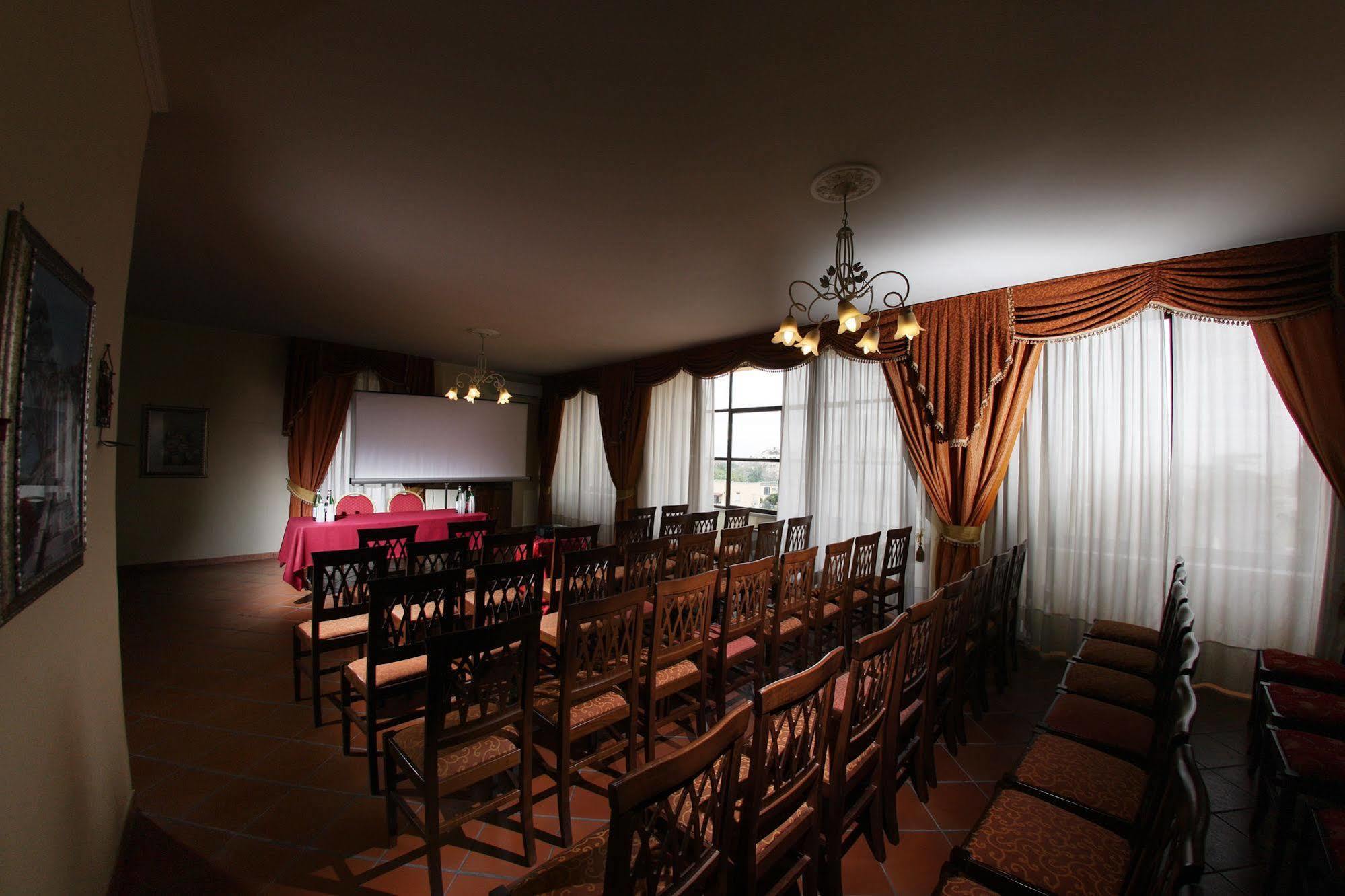 Grand Hotel Capodimonte Napoli Bagian luar foto